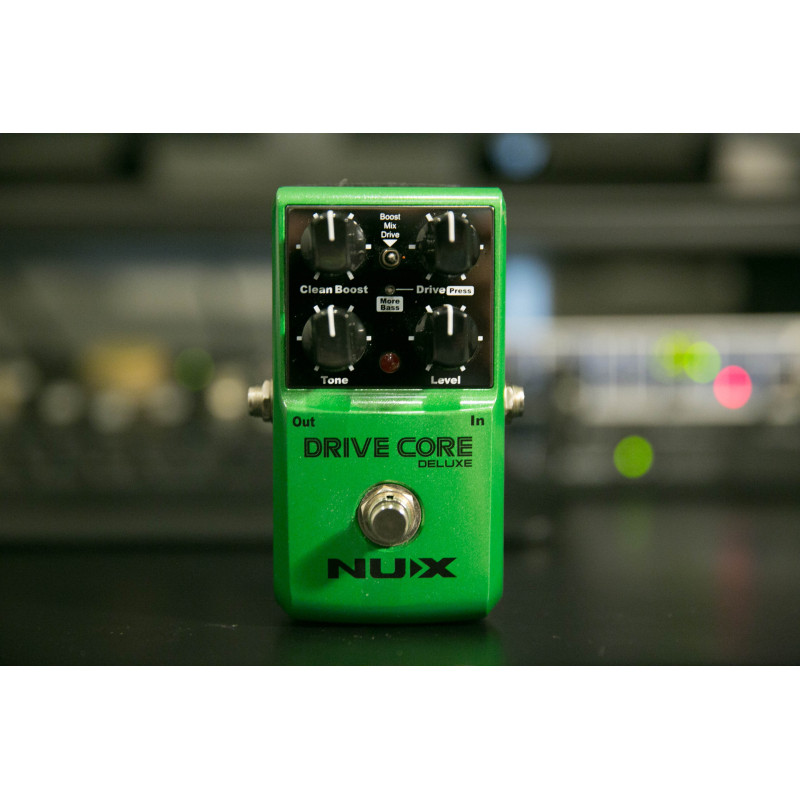 NUX DRIVE CORE Pedal booster y distorsion para guitarra