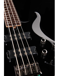 YAMAHA BB235 Bajo 5 cuerdas