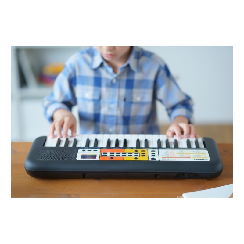YAMAHA PSS-E30 REMIE Teclado portatil para niños