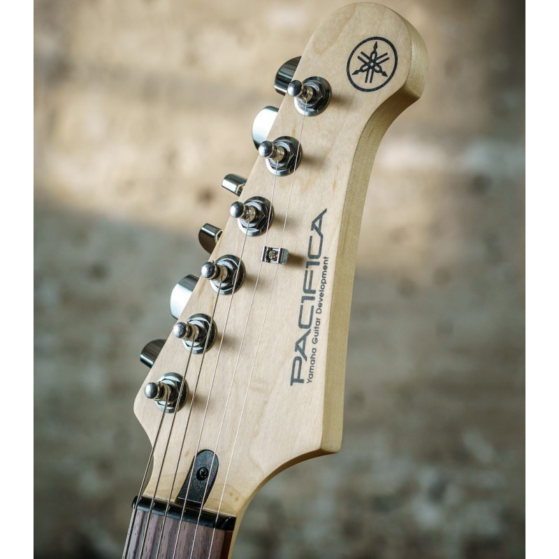 YAMAHA PACIFICA PAC112V UB Guitarra eléctrica