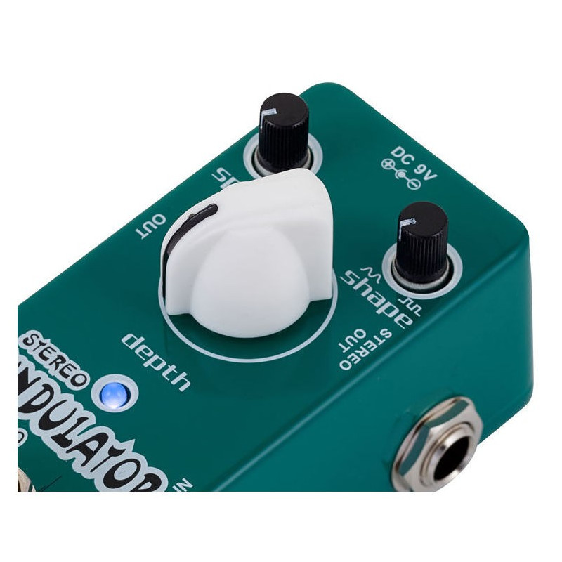 XVIVE V16 UNDULATOR Pedal tremolo para guitarra electrica circuito true bypass