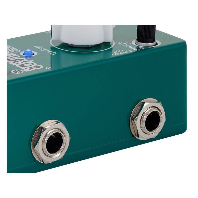 XVIVE V16 UNDULATOR Pedal tremolo para guitarra electrica circuito true bypass