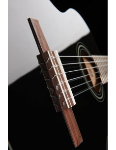 YAMAHA C40 MII Guitarra clásica acabado mate con cuerdas de nylon